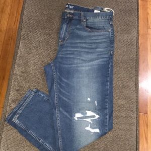 Old Navy Athletic Taper Built-In Flex Ripped Jeans